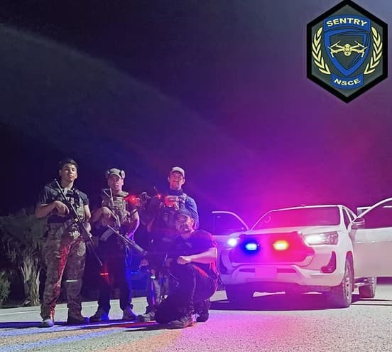 Equipo Sentry UAV en operación nocturna